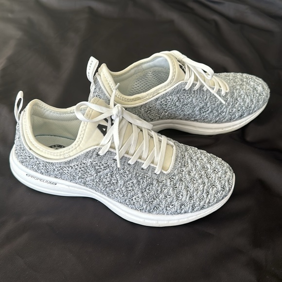 APL Grey and White Men’s Shoes Size 9 - Picture 2 of 3